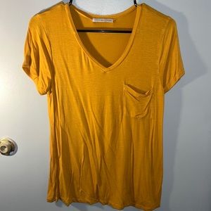 Yellow, short sleeve shirt, size M, loose fitting